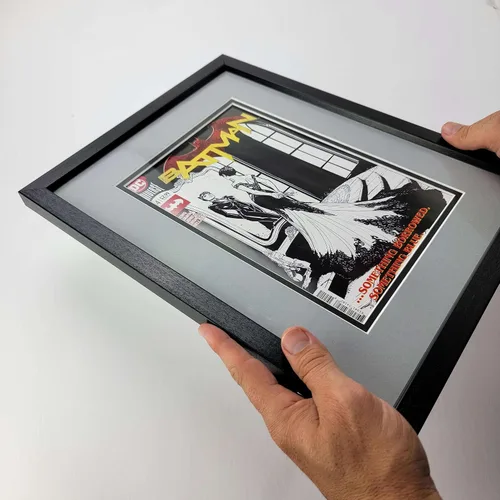 Miniatura 3 de Perfect Cases - Marco doble para cómics con doble estera y molduras de madera real