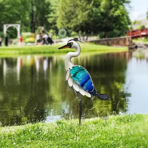Miniatura 3 de HONGLAND Estatua de grúa de metal solar para jardín, escultura de garza de cristal al aire libre, decoración de pájaro costero del océano