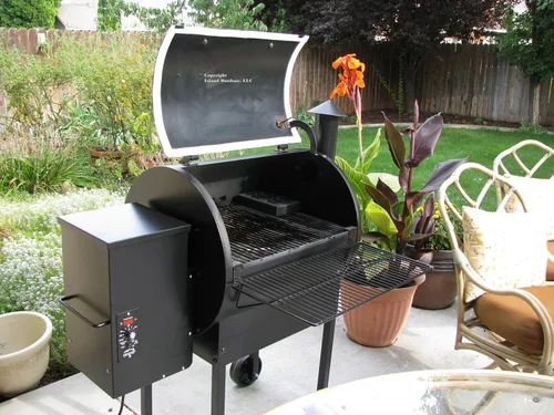 Miniatura 2 de LavaLock Junta compatible con Traeger Grill Lil' Tex BBQ07E Junta de tapa, autoadhesiva de 10 pies de largo