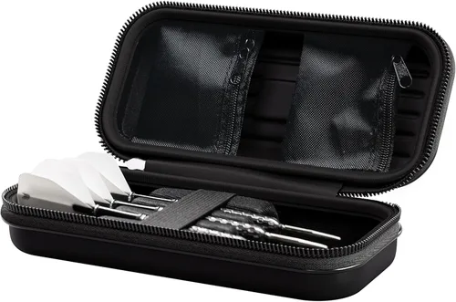 Miniatura 4 de Target Darts Funda de dardos Takoma, tamaño regular, negra Guarda 3 dardos completamente ensamblados y accesorios Estuche con bolsillos con Negro