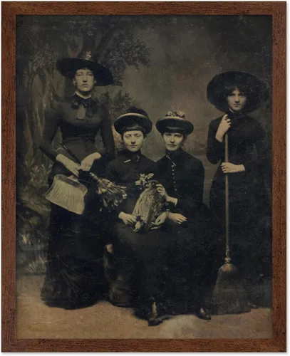 Miniatura 24 de Monem Art - Póster vintage de brujas que van a su sábado, impresión retro de brujas desnudas, arte de Halloween, arte pagano, regalo para hombres