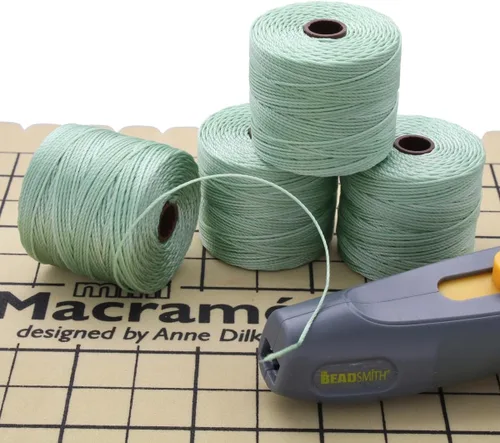 The Beadsmith S-Lon Cordón para Cuentas – Cordón de Nailon Torcido de .5 mm para Ensartar, 4 Carretes, Color Menta, TEX210, 77 Yardas por Carrete