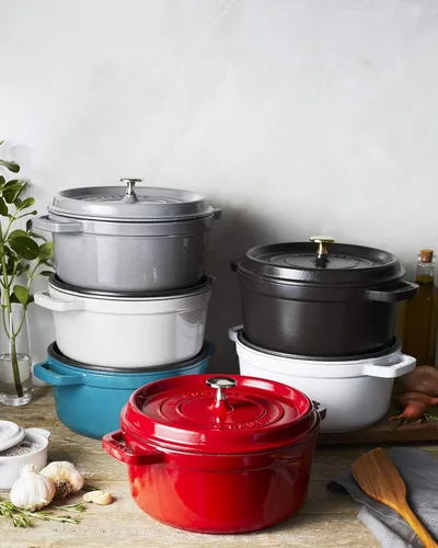Miniatura 7 de Staub - Olla redonda de hierro fundido de 4 cuartos, color trufa blanca, fabricada en Francia blanco (White Truffle)