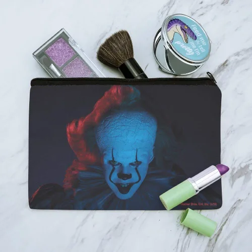 Miniatura 2 de GRAPHICS & MORE IT: Capítulo 2 Bolsa organizadora de cosméticos de maquillaje Pennywise azul