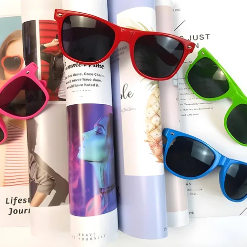 Miniatura 11 de 20 pares de lentes de sol a granel para adultos, retro de los años 70 y 90, gafas baratas para suministros de fiesta (negro)