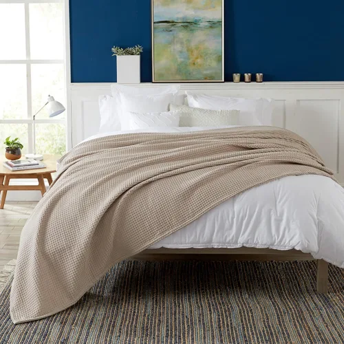 Miniatura 2 de Manta de cama 100% algodón con tejido waffle Suave, transpirable y ligera para todas las estaciones Perfecta para superponer Colección Brielle