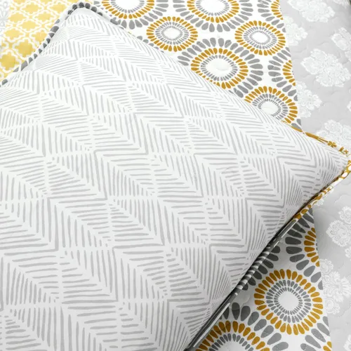Miniatura 7 de Lush Decor Juego de colcha reversible de algodón con diseño bohemio a rayas, juego de 3 piezas, matrimonial/reina, amarillo y gris - Juego de ropa
