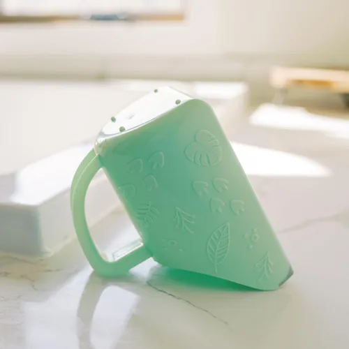 Miniatura 17 de Dr. Brown's CleanUp Dino-Pour - Taza de enjuague de baño para bebés, sin lágrimas, para bebés y niños pequeños, sin BPA