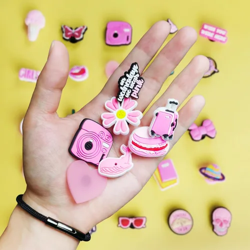 Miniatura 4 de IOKUKI 35 dijes rosados para zapatos para niñas y mujeres, decoración estética de zapatos para sandalias de zuecos, regalos de fiesta rosa