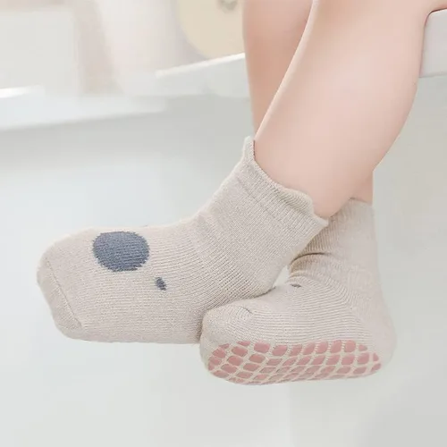 Miniatura 4 de Tatibana Calcetines antideslizantes para bebé, 5 pares de calcetines antideslizantes para niños pequeños, calcetines de dibujos animados para bebés