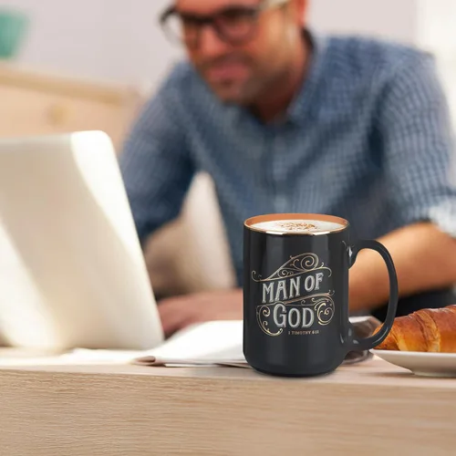 Miniatura 4 de Christian Art Gifts Taza grande de cerámica inspiradora con escritura bíblica para café y té para hombres: Versículo bíblico que anima al hombre