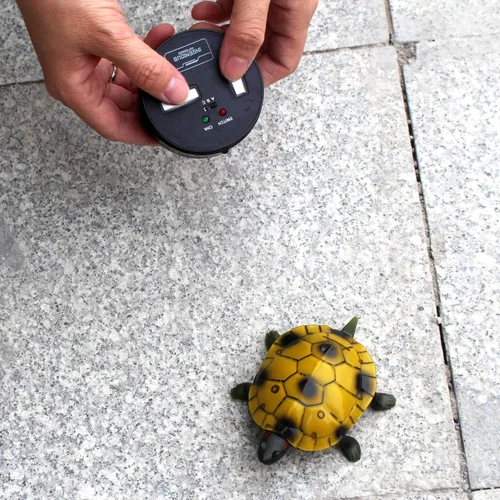 Miniatura 4 de Tipmant RC Turtle IR Control remoto tortuga Crawl falso animal eléctrico juguete vehículo para niños regalos de cumpleaños (marrón)