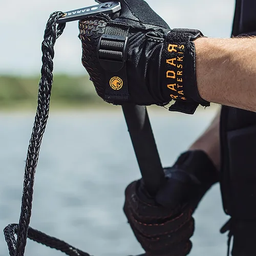 Miniatura 5 de Radar Guantes deportivos acuáticos Hydro-A para hombre, palma de agarre adhesivo Amara, cierre PowerPull, corte láser, dedos precurvados, ajuste sin