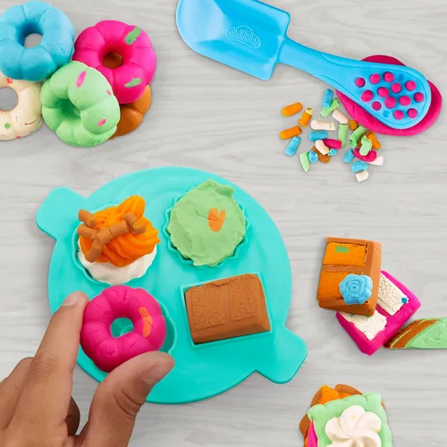 Miniatura 7 de Play-Doh Kitchen Creations Juego de Mezclador Mágico, Mezclador de Juguete con Accesorios de Cocina de Juguete, Artes y Manualidades para Niños de 3