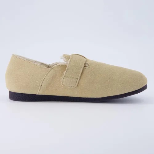 Miniatura 4 de CUSHIONAIRE Nest - Zapatos de piel de oveja sintética para mujer, gamuza auténtica, sin cordones, con más comodidad