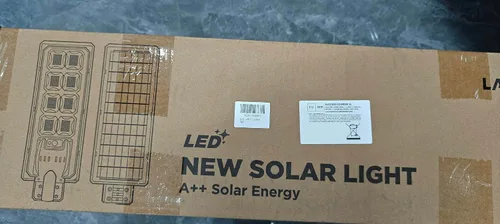 Miniatura 2 de LANGY Luces de calle solares LED de 200 W, 360 piezas LED de alto brillo con energía solar para exteriores, luz de calle LED de seguridad