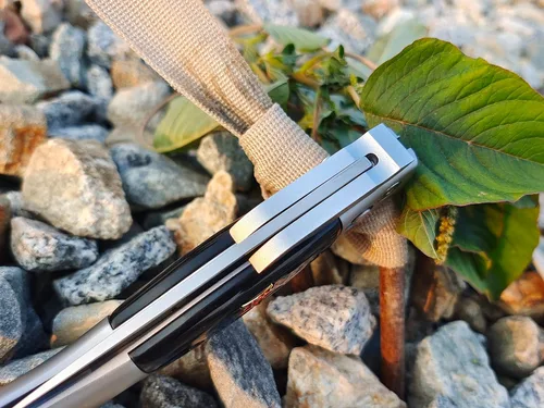 Miniatura 6 de Russian Finka-NKVD KGB - Cuchillo de bolsillo plegable, hoja de acero pulido de espejo de 3.74 pulgadas, mango de resina con incrustaciones