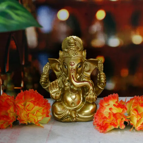Miniatura 3 de alikiki Estatua de Dios indio Señor Ganesh – Dios hindú Golden Ganesha Figuras de ídolo para decoración de tablero de automóvil, regalo hindú indio