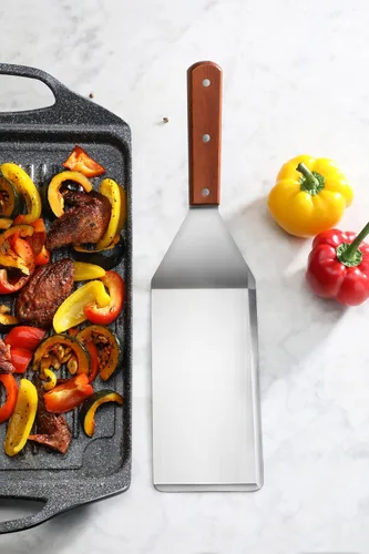 Miniatura 6 de New Star Foodservice 36350 Volteador/Espátula para Parrilla Extra Grande con Mango de Madera con Borde de Corte y Hoja de 4 Pulgadas de Ancho, 16