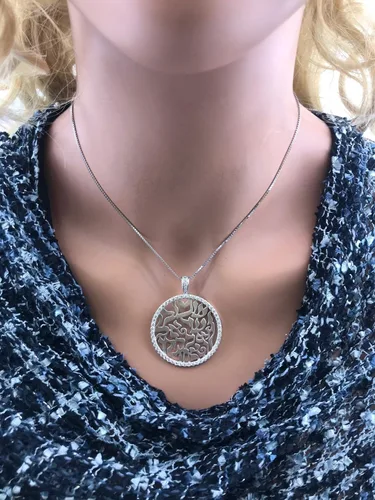Miniatura 3 de Central Diamond Center Shema Israel - Collar con colgante de oración hebrea completa en plata de ley maciza con circonita pura brillante, Circonia