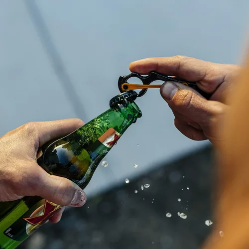 Miniatura 3 de Kershaw Downforce - Llavero multifunción, naranja, llavero con abrebotellas, destornillador Phillips y cabeza plana, mini barra de palanca y agujero