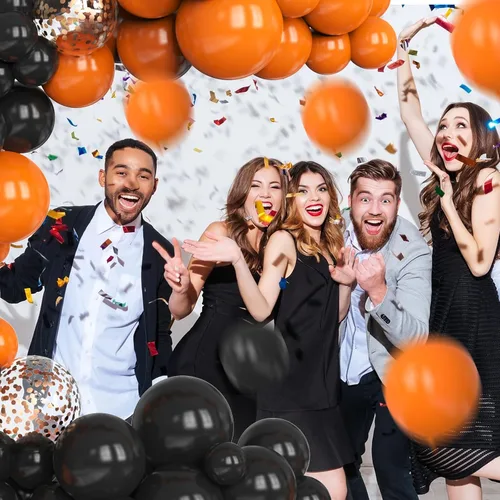 Miniatura 5 de Kit de arco de globos naranjas y negros, 130 globos de confeti de oro rosa para decoración de Pascua, cumpleaños, Halloween, fiesta de cumpleaños