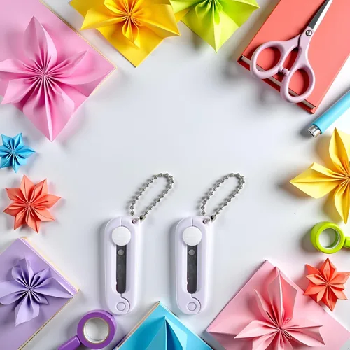 Miniatura 8 de Tijeras plegables blancas de 2 piezas, plegable, divertidas, telescópicas, de bolsillo, portátil, para viajes, manualidades, mini tijeras