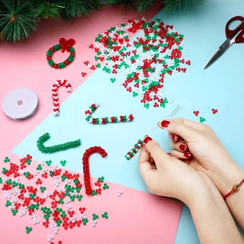 Miniatura 5 de Tres cuentas de Navidad, adornos de cuentas navideñas, kit de adornos de bastón de caramelo, incluye tres cuentas de plástico de 0.38 pulgadas
