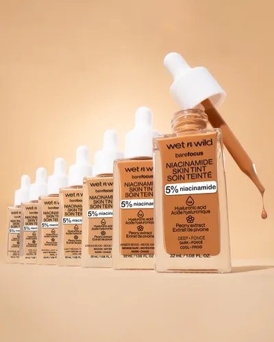 Miniatura 9 de wet n wild Bare Focus Tinte para la Piel, Enriquecido con 5% Niacinamida, Cobertura Ligera Transparente Modulable, Acabado Radiante Natural, Claro