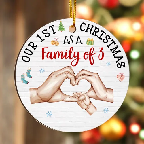 Miniatura 5 de Gossby Adorno de Navidad acrílico para la familia de 3 – Adorno de madera para la primera Navidad del bebé – Nuestra primera Navidad como familia