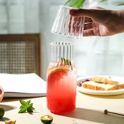 Miniatura 5 de Juego de 4 jarras de agua de noche y vidrio, jarra de agua de cristal de 20 onzas con vaso para mesita de noche, elegante decantador de enjuague
