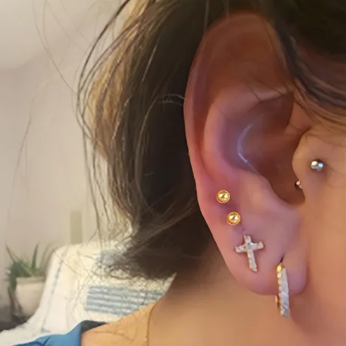 Miniatura 3 de Kit de piercing de oreja desechable con aretes de circonita de varios tamaños, kit fácil de perforar la oreja para su propio uso en casa