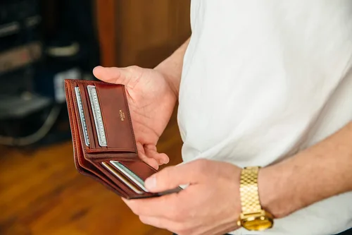 Miniatura 7 de Bosca Cartera de 8 bolsillos para hombre en piel vieja - RFID