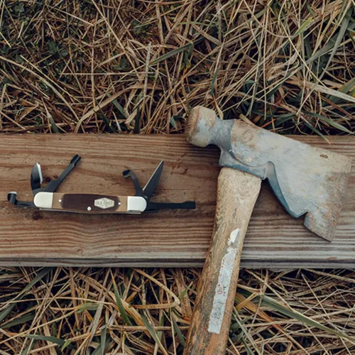 Miniatura 5 de Old Timer 24OT Splinter Carvin' - Cuchillo tradicional plegable para tallar de 6 pulgadas con hoja de detalle de 1.5 pulgadas, mango aserrado