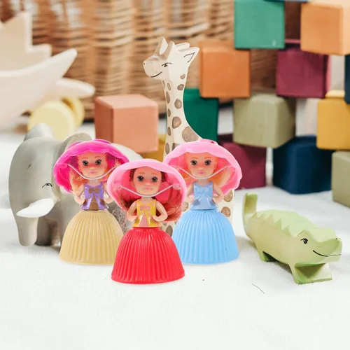 Miniatura 8 de 3 piezas de mini hermoso juguete de muñeca de pastel, sorpresa de magdalena princesa, juguetes para niños, divertido juego de regalo para niñas de 3