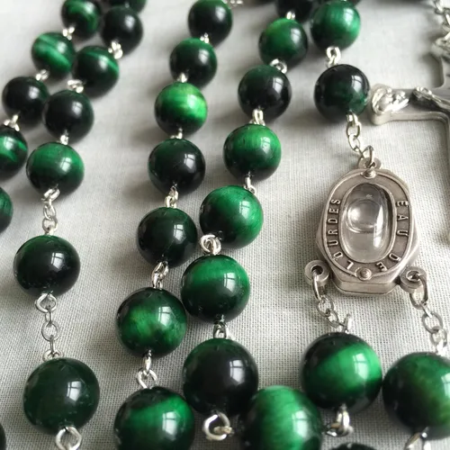 Miniatura 6 de elegantmedical HECHO A MANO 10MM verde Tiger Eye Bead Rosario CROSS collar católico Lourdes Medalla de agua