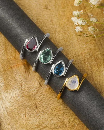 Miniatura 5 de YoTreasure Anillo solitario moderno en forma de pera de topacio azul Londres 925 joyería de plata esterlina