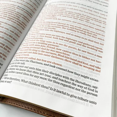 Miniatura 7 de Biblia KJV ilustrada a mano y grabada con láser, cuero marrón, incluye opción de agregar nombre grabado, regalo personalizado para boda, bautizo