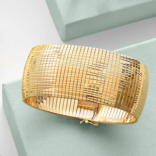 Miniatura 3 de Ross-Simons Italian 18kt Gold Over Sterling Diamond-Cut and Polished Omega Bracelet