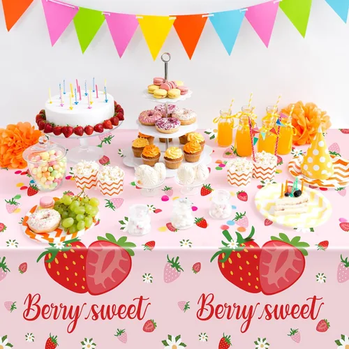 Miniatura 5 de Juego de 3 manteles de fresa de 54 x 108 pulgadas, mantel de plástico desechable para juegos de fiesta de cumpleaños de fresa, decoración, picnics