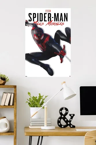 Miniatura 12 de Trends International Marvel Comics - Póster de pared de la serie Miles Morales, 22.4 pulgadas de largo x 14.7 pulgadas, versión enmarcada de madera
