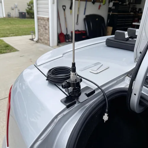 Miniatura 4 de Soporte de montaje de antena de jamón de coche para radio móvil, soporte de maletero para tapa de tronco/Hatchback/Montaje de puerta para FT-1802M