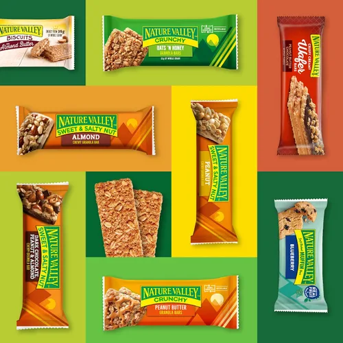 Miniatura 5 de Nature Valley Barras de granola de nueces dulces y saladas, maní, 6 barras, 7.2 onzas (paquete de 8)