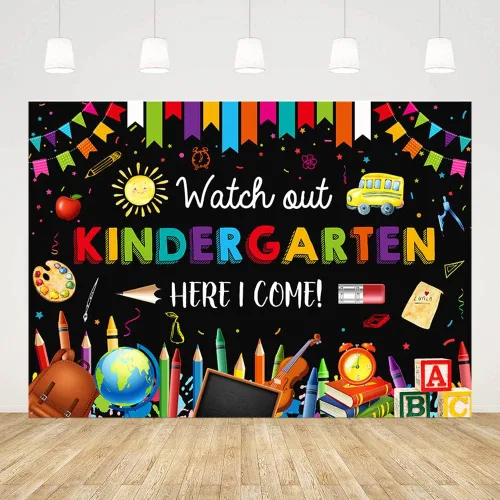 Miniatura 3 de AIBIIN Fondo de 7 x 5 pies para jardín de infantes para el regreso a la escuela, con texto en inglés "Watch Out Kindergarten Here I Come", Negro