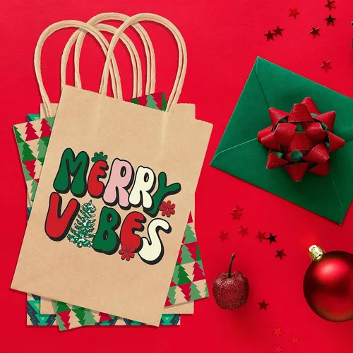 Miniatura 4 de EasyKart - Bolsas de regalo de papel kraft – 30 bolsas de regalos de Navidad, 6 diseños, regalos para el aula y fiestas (9 x 7.3 x 3.3 pulgadas)