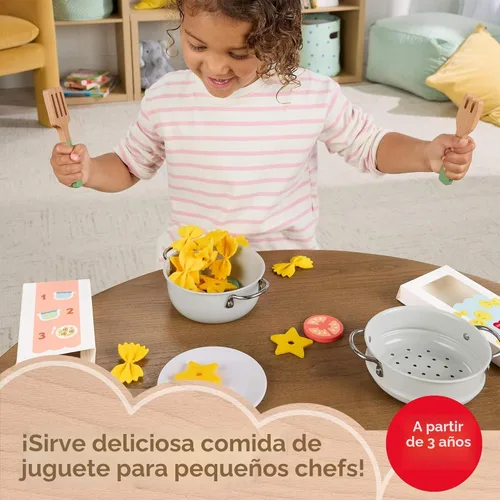 Miniatura 3 de Fisher-Price Juego de cocina de madera, ollas y chef de pasta, 31 piezas de comida de juego y utensilios de madera para niños preescolares a partir