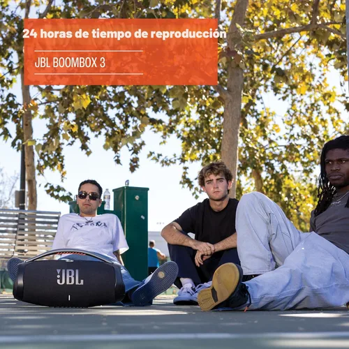 Miniatura 3 de JBL Boombox 3 - Altavoz Bluetooth portátil negro con sonido masivo, graves más profundos, IPX7 impermeable, 24 horas de reproducción, PartyBoost