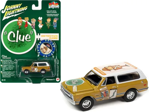Miniatura 2 de Chevrolet Blazer 1970 Amarillo mostaza con parte superior blanca (Colonel Mustard) con ficha de coleccionista de fichas de póquer Vintage Clue Pop