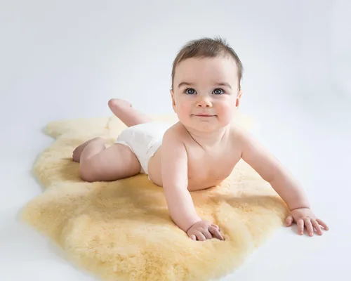 Miniatura 3 de Woolino Alfombra con base de piel de oveja, 100% piel de cordero australiana natural para bebé, lana merina lujosamente suave, grande, uso en 4
