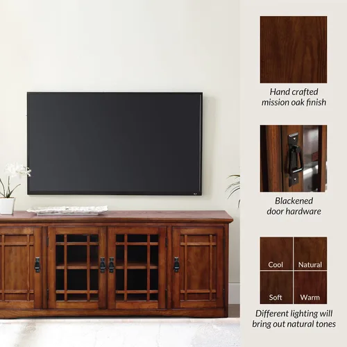 Miniatura 8 de Leick Home 82360 Soporte de TV de madera maciza Mission Oak de cuatro puertas para televisores de 65" Consola universal de TV para sala de estar